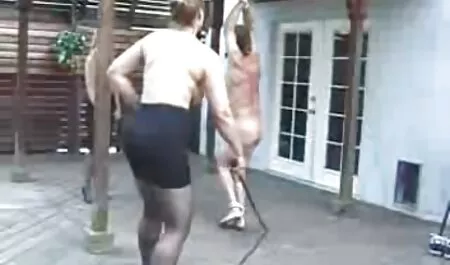 Um pensionista que já murchou, com cerca de 70 anos, chupa e fode um jovem pai, puxa a língua porque está feliz videos porno elisa sanches