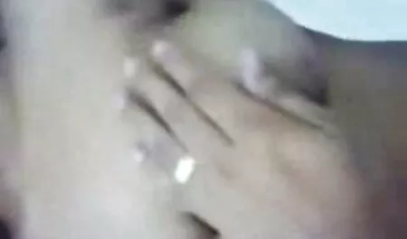 O marido cortado do trabalho com álcool, sem se despir, inserir a mulher com câncer ao ponto de pálido e feito em dois minutos vídeo pornô com coroas brasileiras