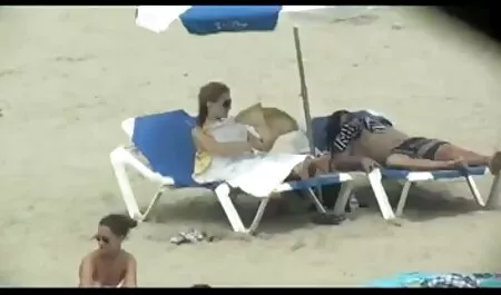 Eles murcham no topo da princesa brilhante, mudar o mundo video porno com massagem interior durante o acasalamento