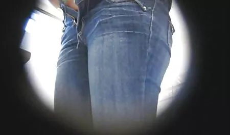 Professor ajudar uma menina inteligente para aprender a vídeo pornô comendo matemática e de repente a cadela fez-lhe uma pergunta muito interessante sobre sexo e o homem não sabe a resposta de como ele e sugerir-lhe para verificar a hipótese dela e sua merda por um grande, grande, buceta, buceta raspada, e boca estão ativos.