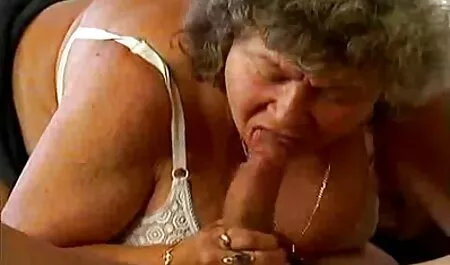 Após a festa, a menina dormiu porno meninas super poderosas e seu namorado começa a se juntar ao namorado