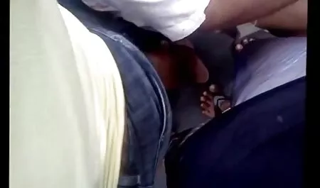 Ela mudou de roupa na frente videos de estupro porno dos homens atrás da tela no vestiário e chupou seu pau, e ele silenciosamente tirou