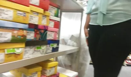 Um homem conseguiu xvídeos de pornô brasileiro colocar uma câmera escondida em sua alma, na casa do vizinho