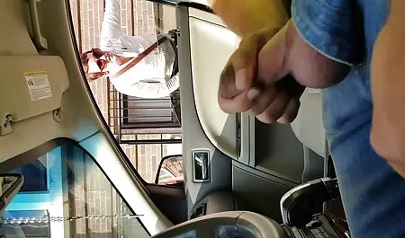 Ébano de cabelos curtos empurrando elda longo no cuzinho apertado videos de sexo lésbico gritando ânus dor Mariyane