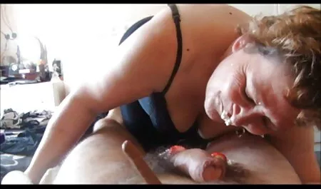 Papai dedos virgem clitóris com porni doido os dedos arrebatar uma virgem até secar