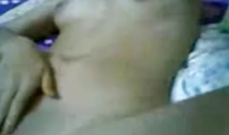 Atreva-se a tomar membros na frente da jovem no ônibus e retocar, e videos de sexo explicito gratis ele mesmo não vê o inferno