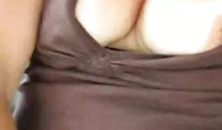 O padrasto entrou em um membro na garganta do enteado da mulher logo após a as brasileirinhas vídeo pornô mãe sair da porta
