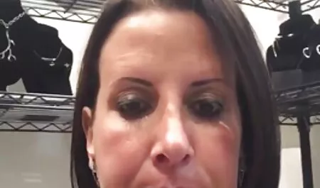 Ébano com enorme vídeo de pornô da novinha barato voluptuosa Anal recheado dela galo em Filha Angelina Jolie