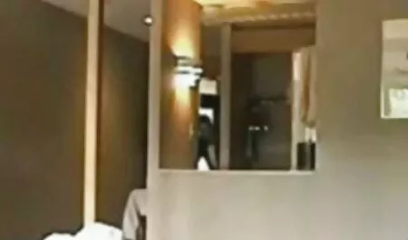 Menina prestes a se casar e vídeo pornô de mulher com cachorro cortar o relacionamento com seu amante, que pediu-lhe no último dia aquele cara duro desenvolvido buraco anal dela e foda-se duro na Bunda