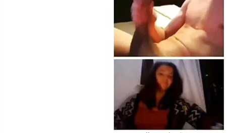 Brutal mulher russa que subir a bunda do homem e forçou-o a rasgar a língua no ânus filme pornô na praia