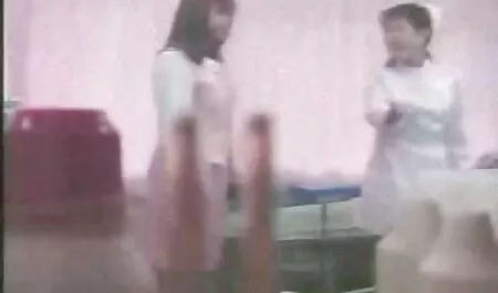 Vizinhos booger correu de boa vontade no bastardo, ver um vídeo pornô torturado vazio dela