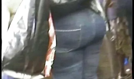 Dois gêmeos querem ter um banquete esplêndido em casa, mas então eles perceberam ok google ver filme pornô sua irmã para o pai, outra sua mãe em roupas sexy e dura com cadela insaciável em duas calças compridas