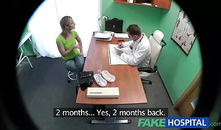 Uma latina de bunda grande convida suas duas amigas com a garota, madura de Peitos grandes As visita para agradá-las com sexo na Bunda, não é em vão quando ela desenvolveu sua bunda com uma rolha e agora ela pode videos pornos quentes ser fodida penetrando duas vezes