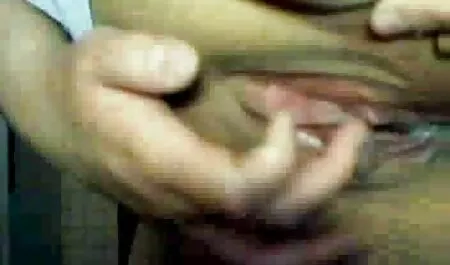 Selvagem enganado e fodido na floresta de coleta loira em jeans saia vidio pormo